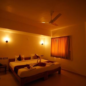 Executive Triple Room